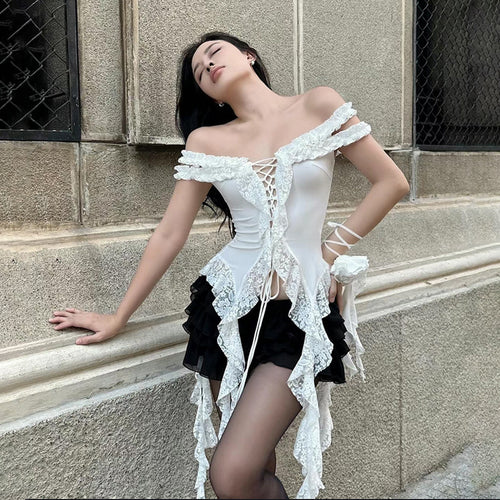 Dame Korset-top med legende flæse-design og lace Stilla