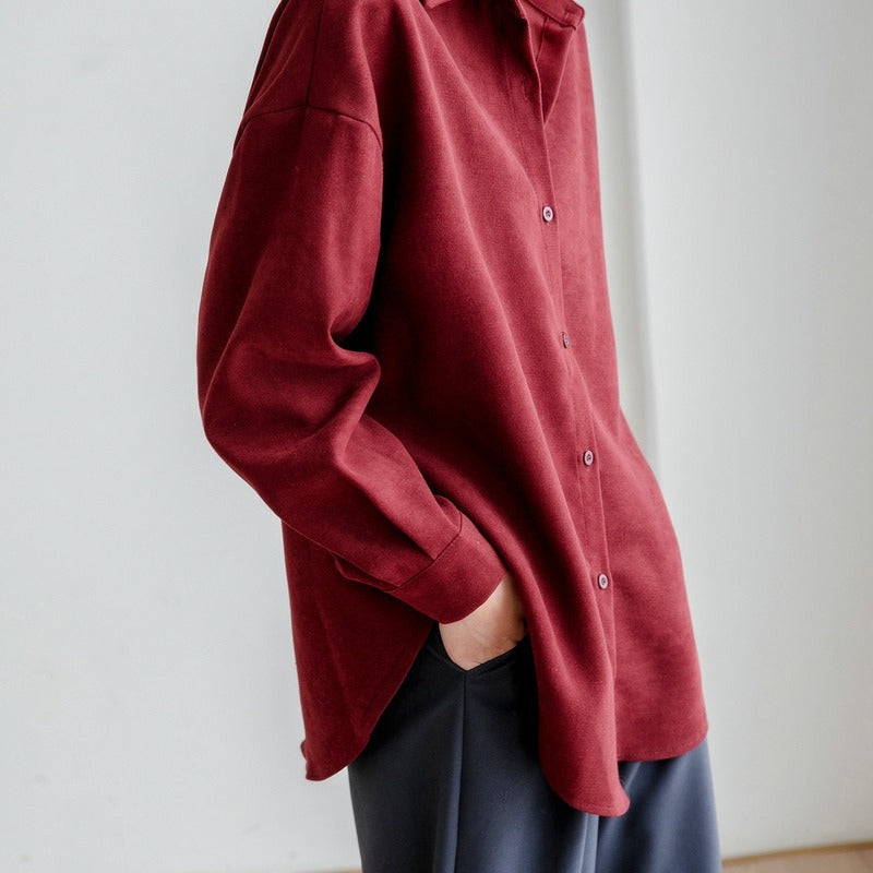 Kvinders oversized bluse med elegant krave og afslappet pasform Stilla