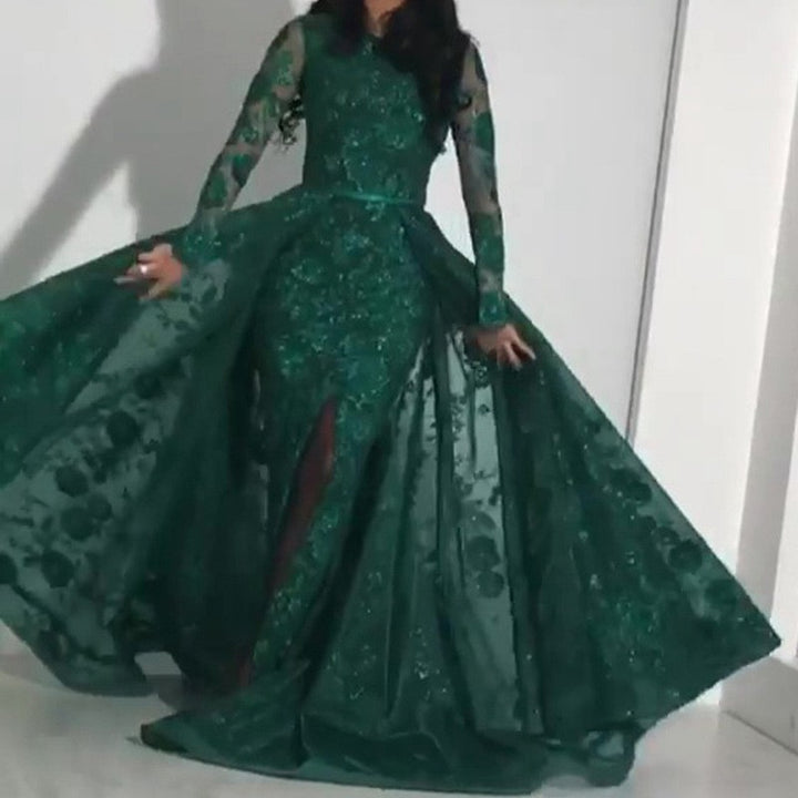 Dame Elegant aftenkjole med transparente langærmede detaljer og glitrende stof Stilla