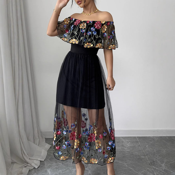 Dame Off-Shoulder Maxi-Kjole med blomsterbroderier og gennemsigtig overkjole Stilla