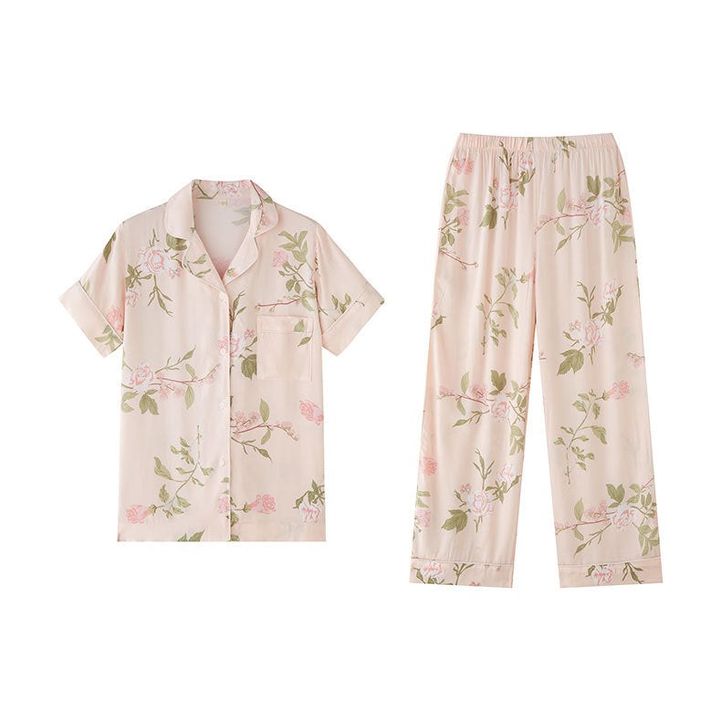 Dame Satin Pyjamasæt med floralt mønster og elegant snit Stilla