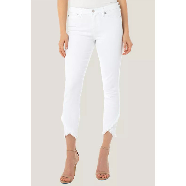 Damejeans med frynset kant og smal pasform Stilla