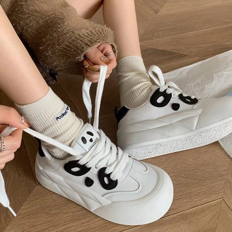Dame Sneakers med unikt design og dæmpende sål Stilla
