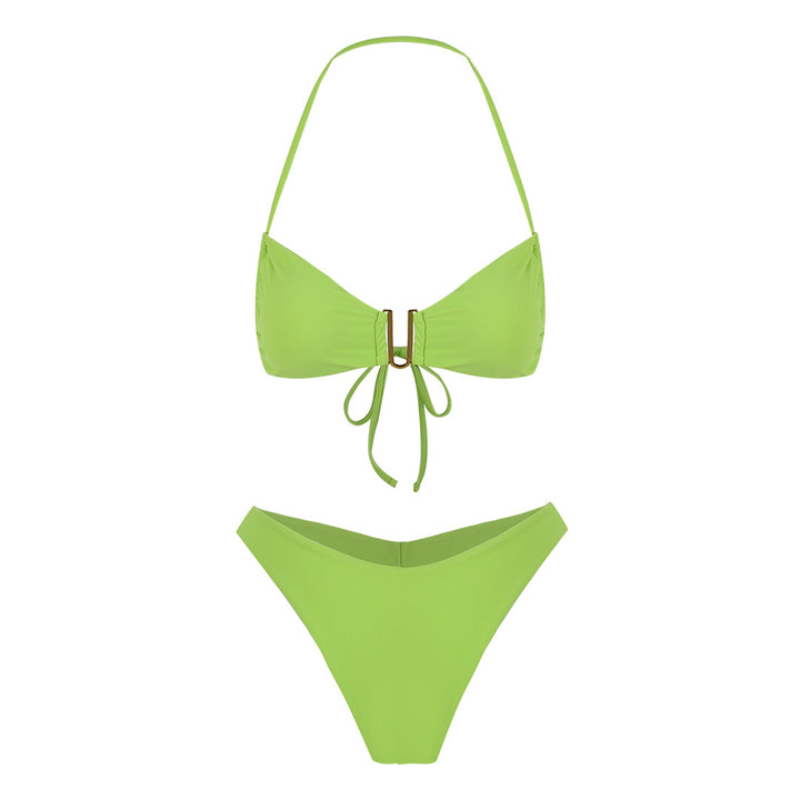 Dame bikini-sæt med skinnende snit og elegant spænde-applikation Stilla