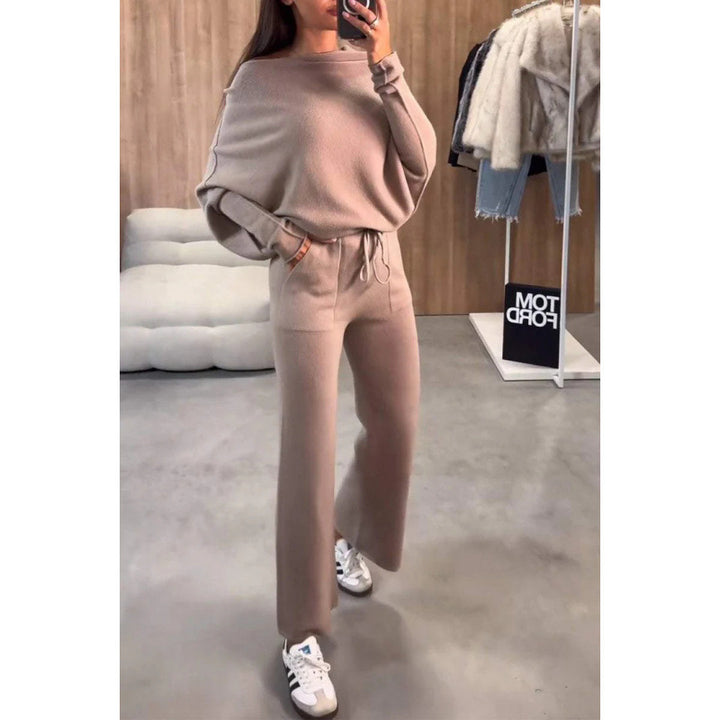 Dame afslappet strik-loungewear-sæt med bredt ben og åben skulder Stilla