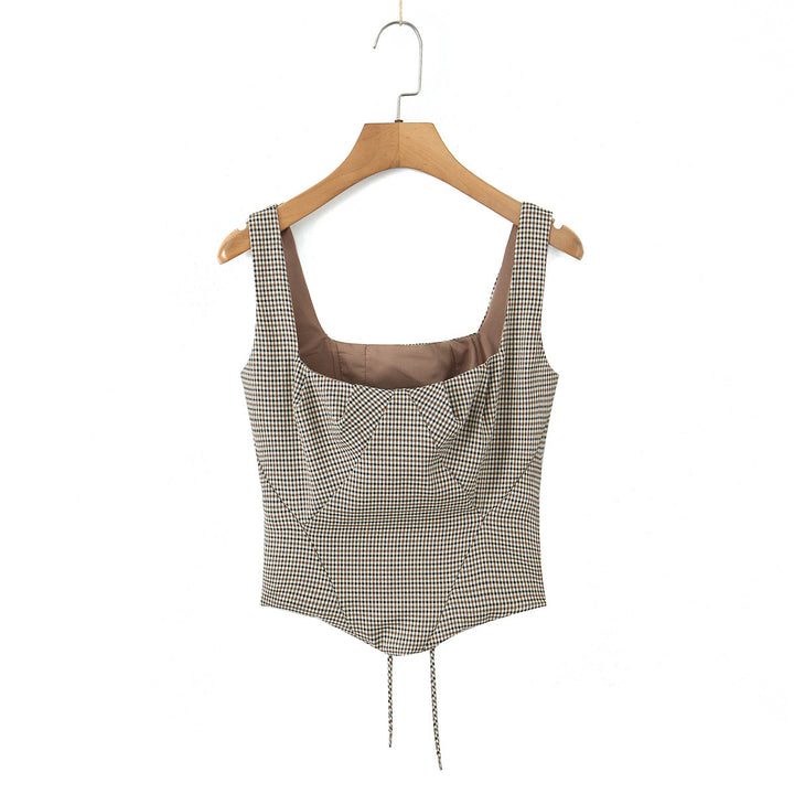 Dame Crop-Top med raffinerede flæsedetaljer og kontrastfarvet ternet mønster Stilla