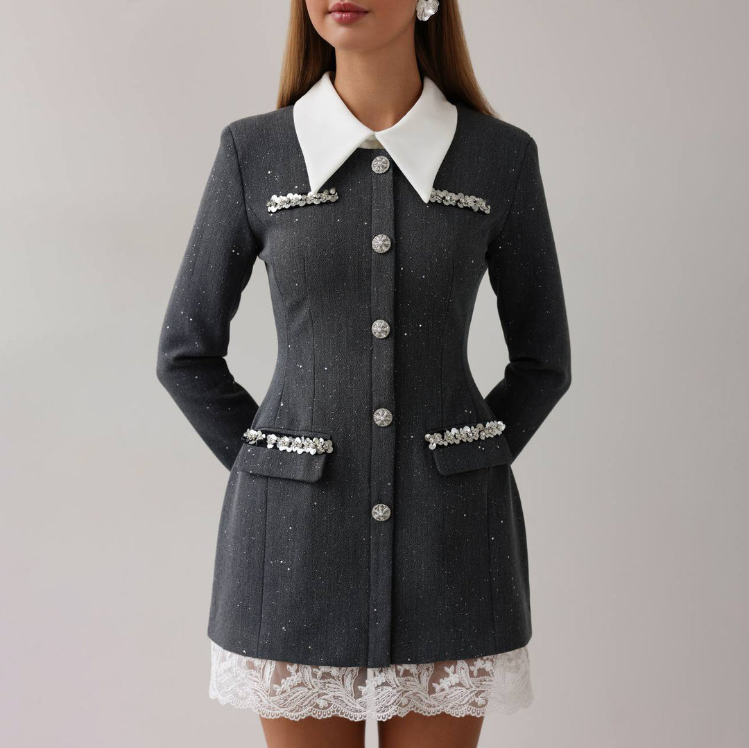 Kvinder Elegant og figursyet blazer kjole med dekorative detaljer Stilla