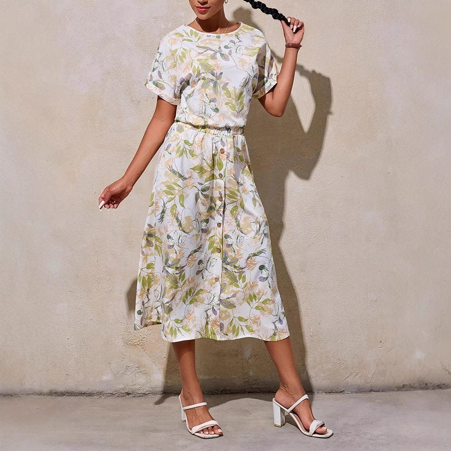 Dame Midi Kjole med floral print og praktisk knaplukning Stilla