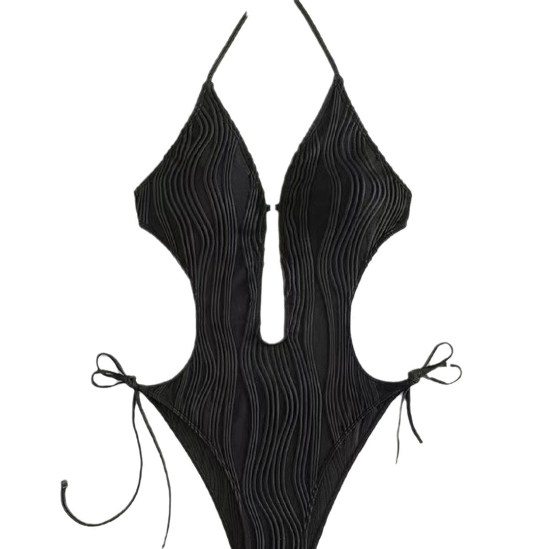 Dame heldragt badedragt med raffineret cut-out-design og justerbare bindebånd Stilla