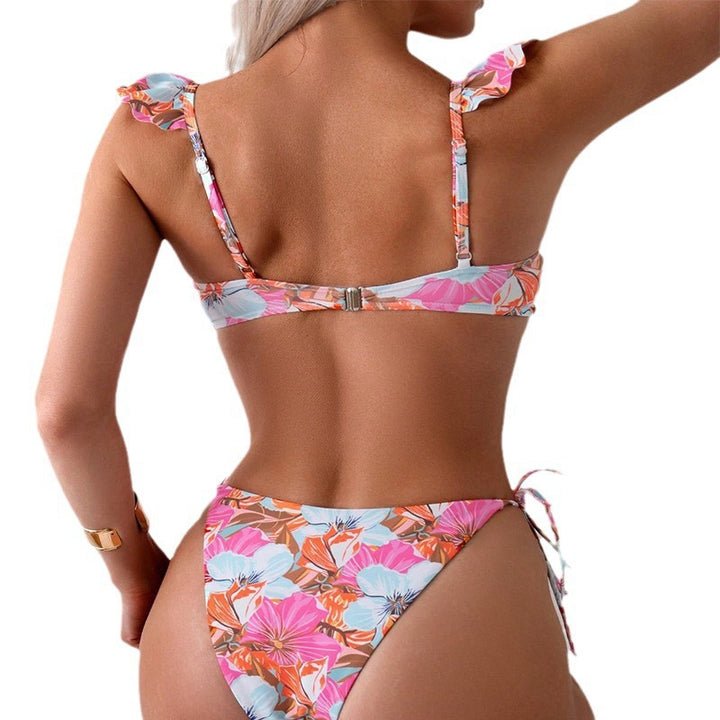 Dame bikini-sæt med legesygt flæse top og justerbar trusse Skovae