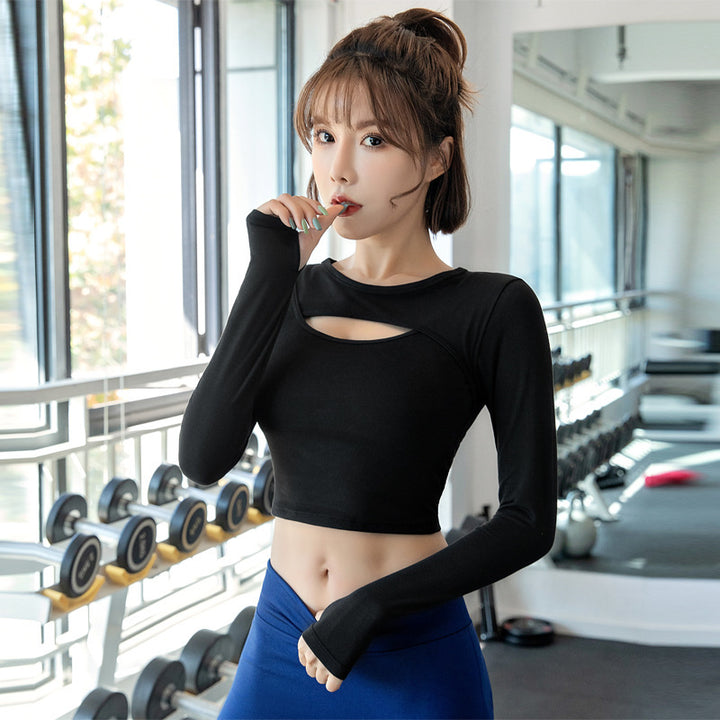 Dame Sportsligt Langærmet Crop-Top med moderne Cut-Out-design og figursyet snit Stilla