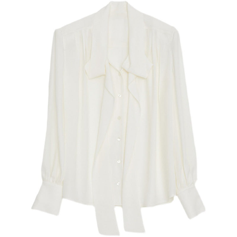 Dame elegant bluse med bånd og moderne detaljer Stilla