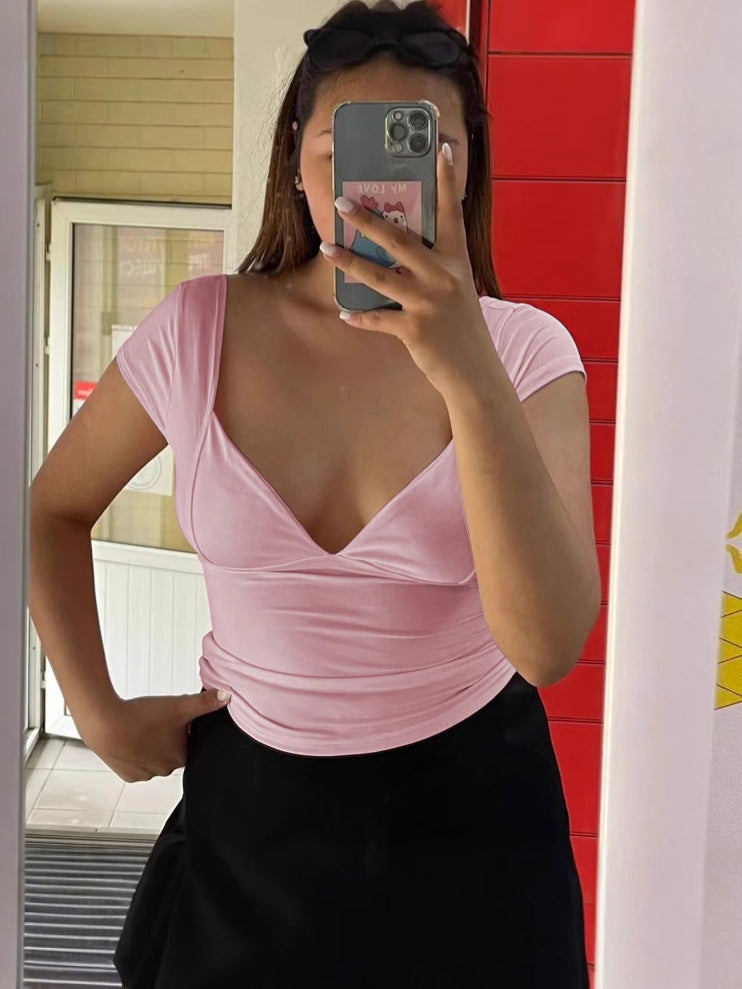 Dame Elegant Korte-ærmet Bluse med dyb U-hals og figurformende Snit Stilla