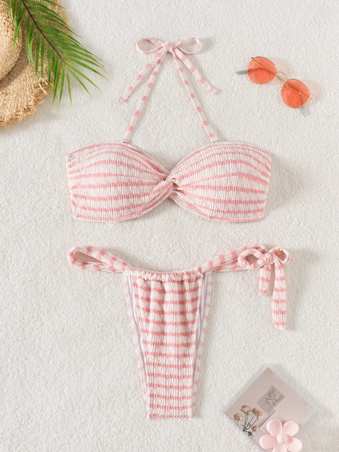 Dame bandeau-bikini med justerbare sløjfer og moderne ribstruktur Stilla