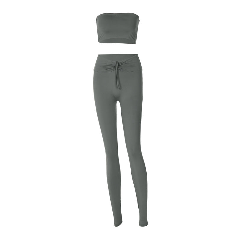 Dame Sporty To-delt Sæt med Crop-Top og tætsiddende Leggings Stilla