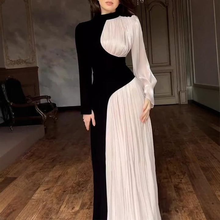 Dame elegant og asymmetrisk aftenkjole med plissé detaljer Skovae