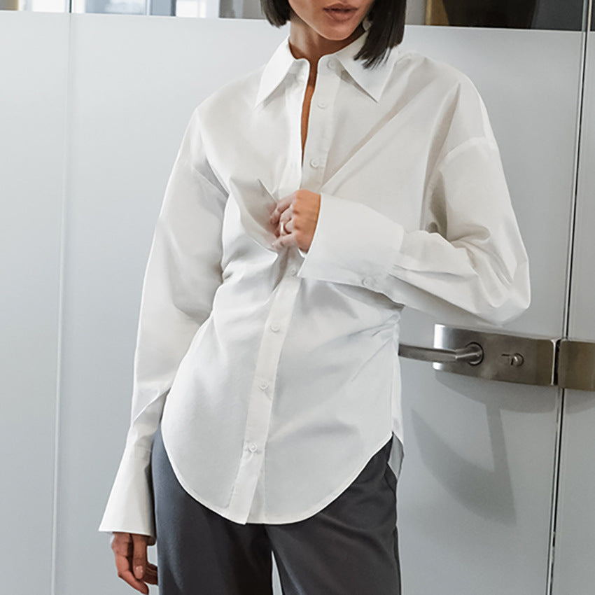 Dame Klassisk bomuldsbluse med oversized snit og moderne detaljer Stilla