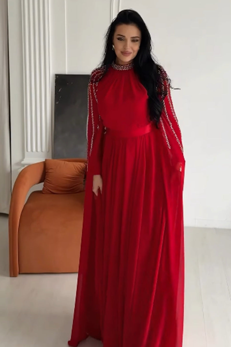 Dame Maxikjole med elegante, lange ærmer og detaljeret perleudsmykning Stilla