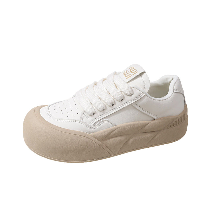 Dame Modevenlige og komfortable sneakers med ekstra let sål og åndbart overmateriale Stilla