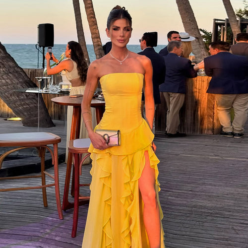 Damen elegantes Maxikleid mit Rüschendetails und figurbetonter Silhouette Skovae