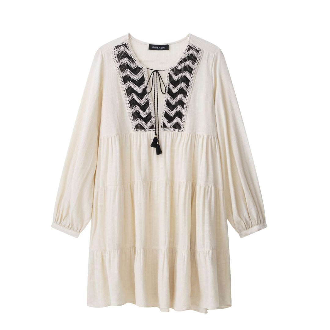 Femme Bohemian Gestufte Midi Kjole med Broderi Stilla