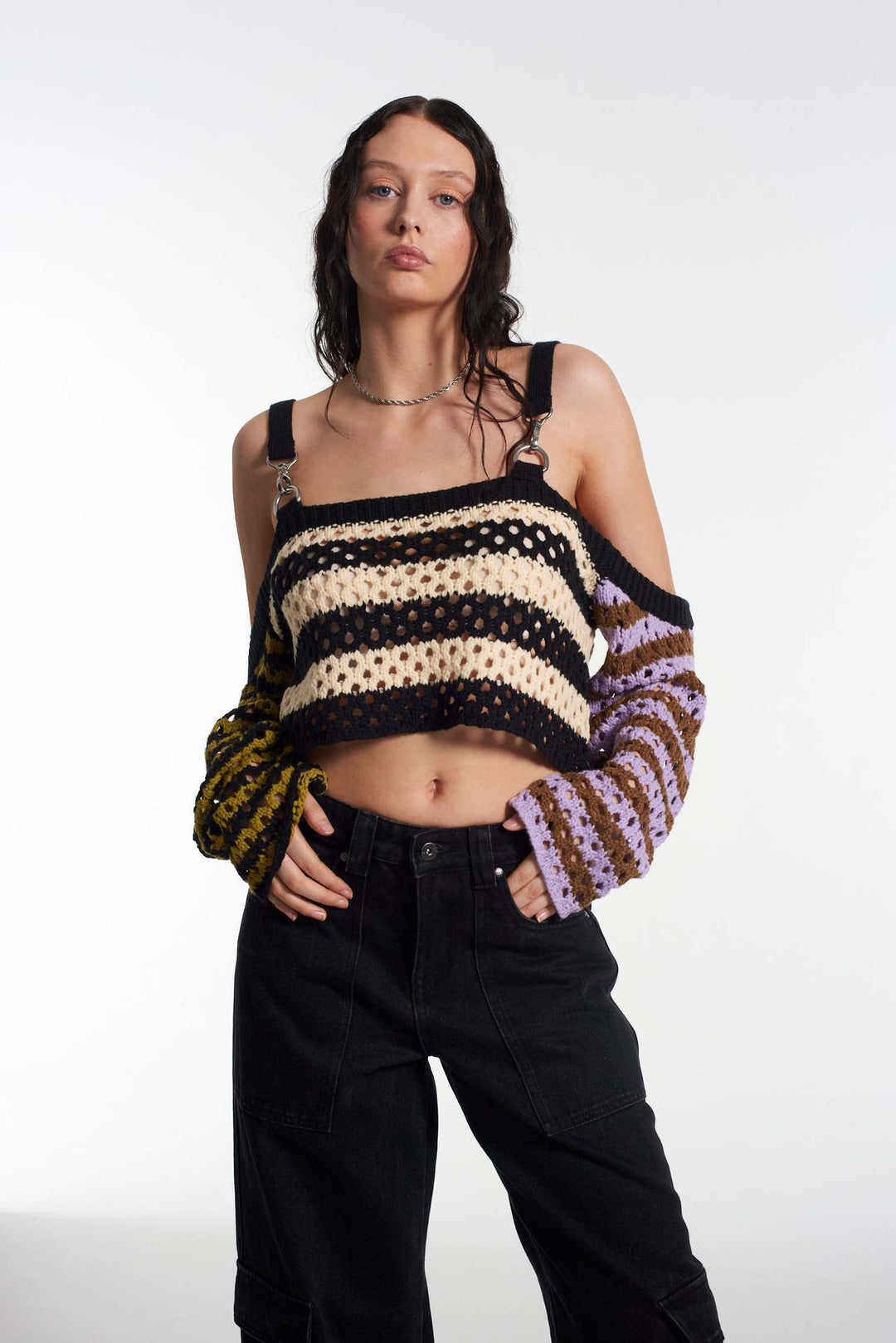 Dame hæklede crop-top med kreative striber og dekorative ærmer Skovae