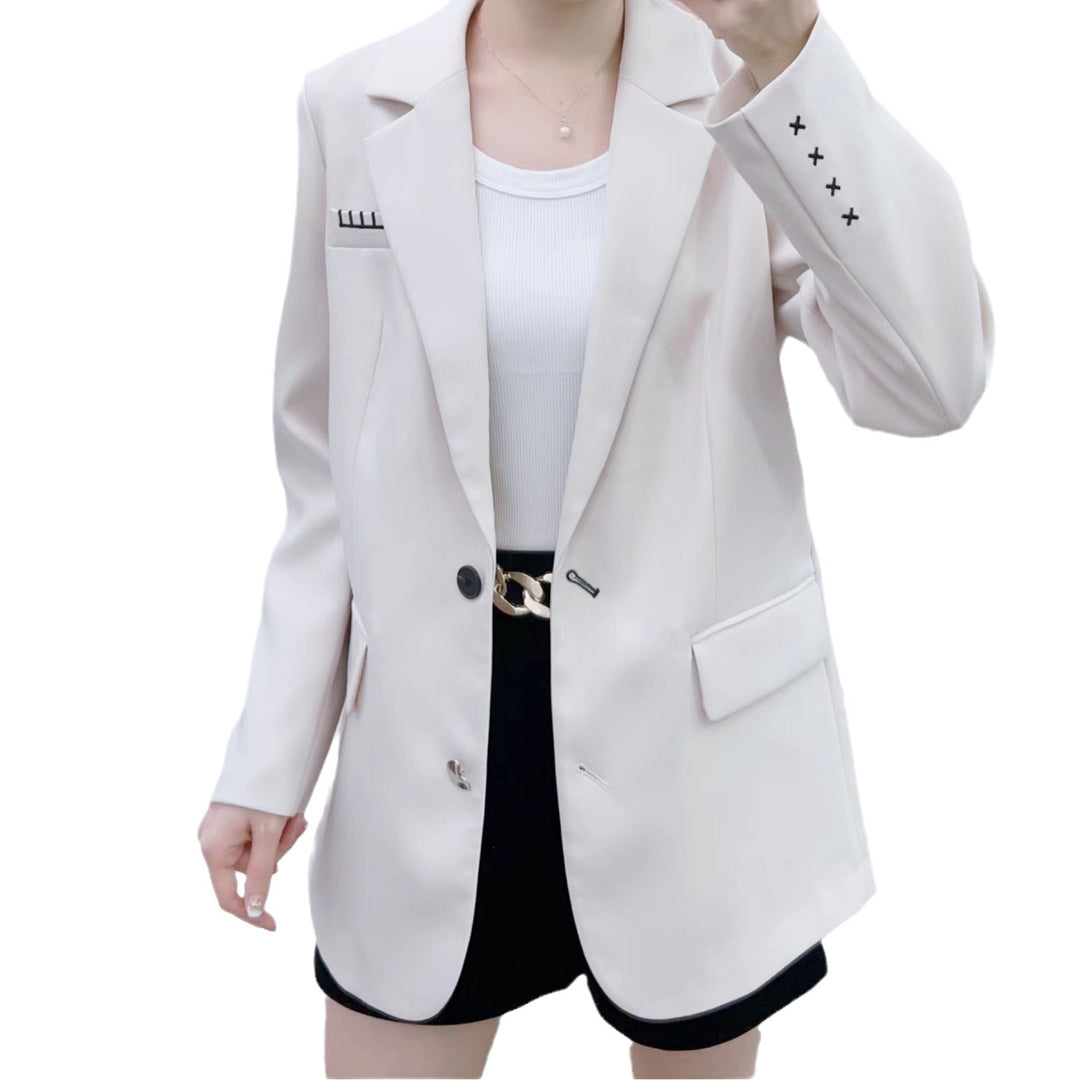 Damer elegant blazer med moderigtige detaljer og klassiske lommer Stilla
