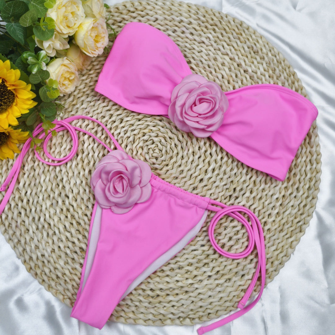 Dame bikini-sæt med blomsteraccent og legende detaljer Stilla