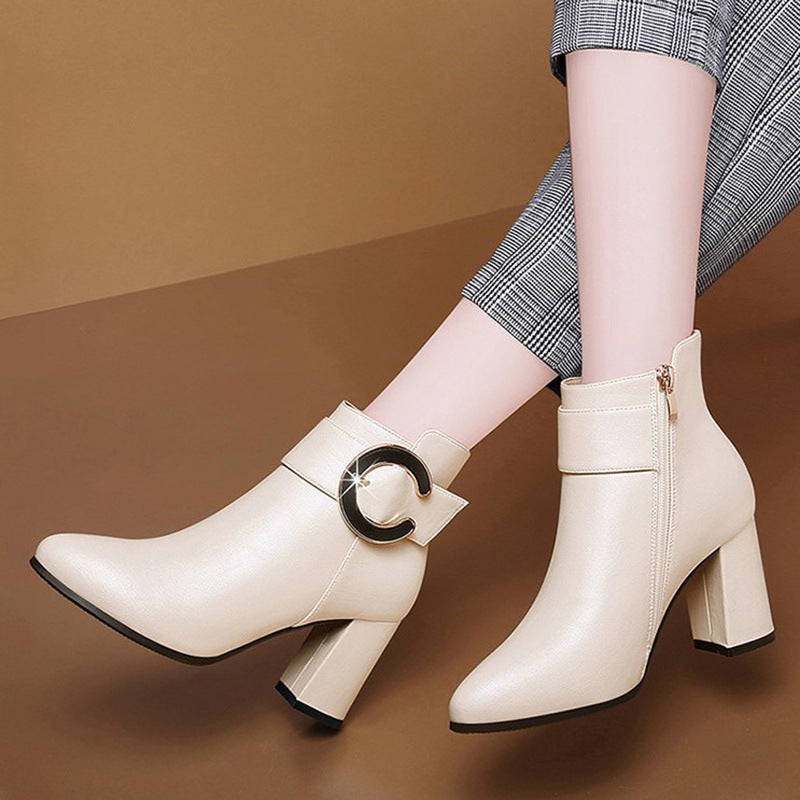 Dame elegante Ankle Boots med moderne spænde-applikation Stilla