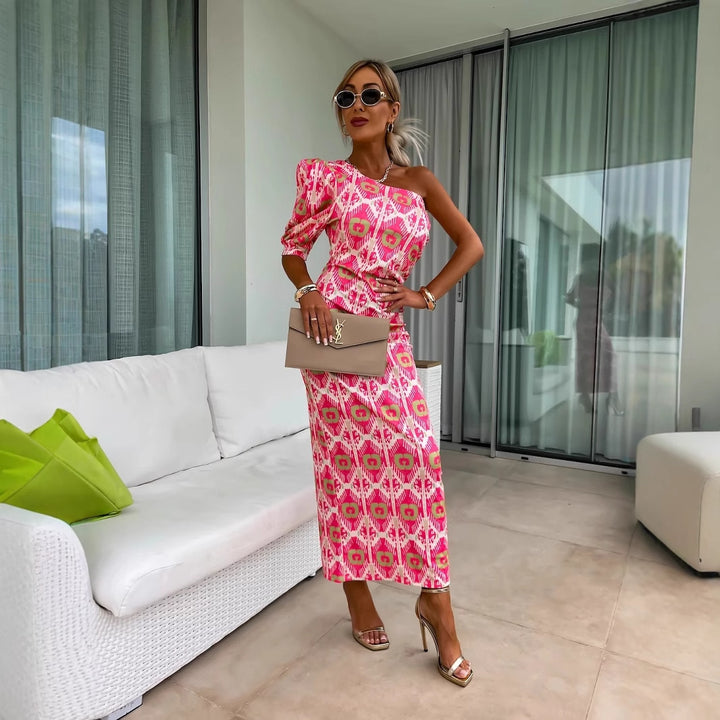 Dame Maxi-kjole med asymmetrisk design og trendy puffærmer Stilla