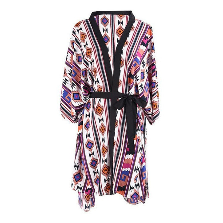 Damer elegant strandkimono med blomsterdesign og vidt skårne ærmer Stilla