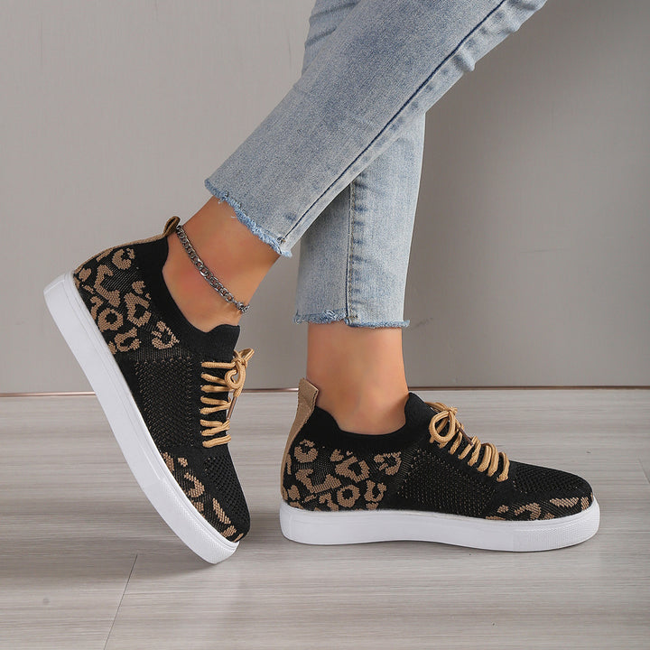Dame Sneakers i moderne leopardmønster med åndbart stof og behagelig sål Stilla