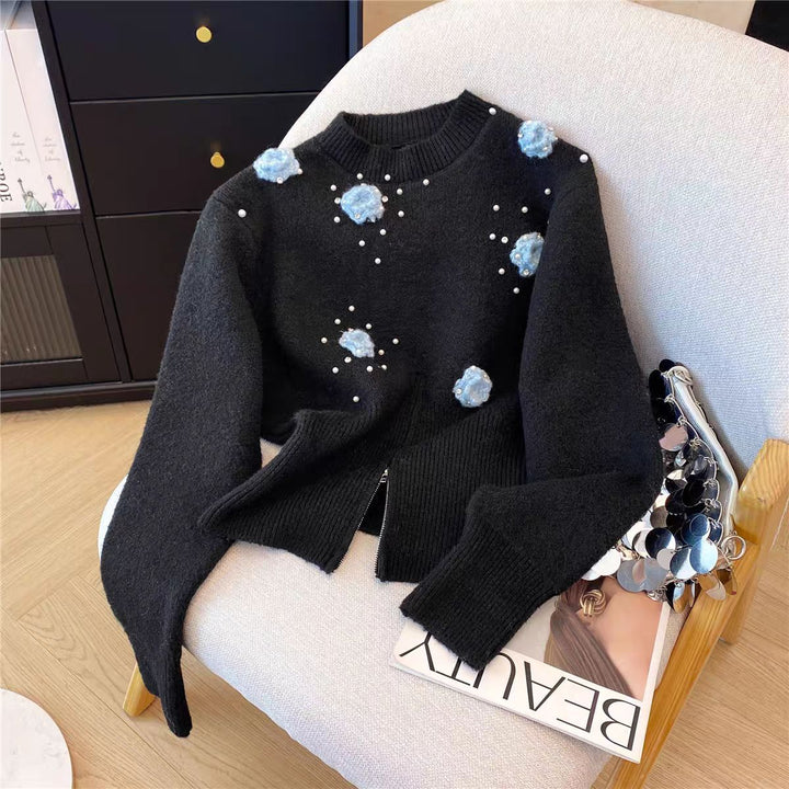 Dame sweater med tekstureret blomsterdesign og perle udsmykning Stilla