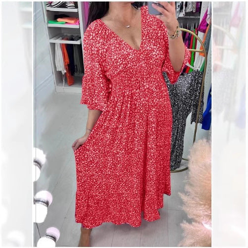 Stilla | Elegante Plus Size V-Udskæring Blomstret Løs Strandkjole