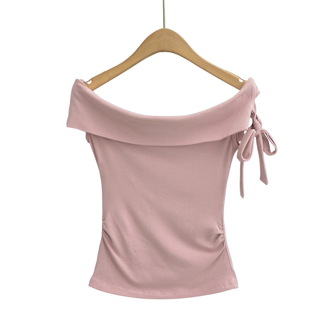 Dame Off-Shoulder Top med elegant omslagdesign og komfortabelt materiale Stilla