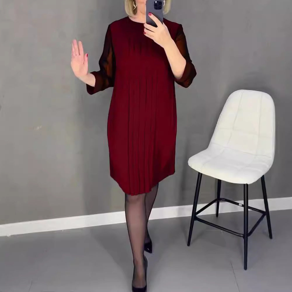 Dame elegant plisseret kjole med transparente ærmer og moderne snit Stilla