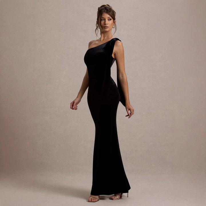 Kvinder Elegant Maxi Kjole med Off-Shoulder Design og Slim Silhouette Stilla