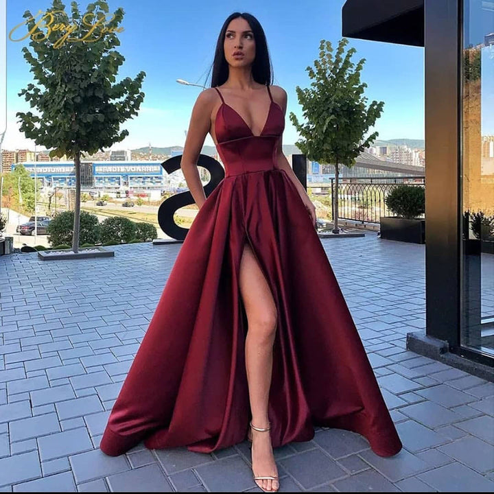 Stilla | Glamorous Slid Aften kjole