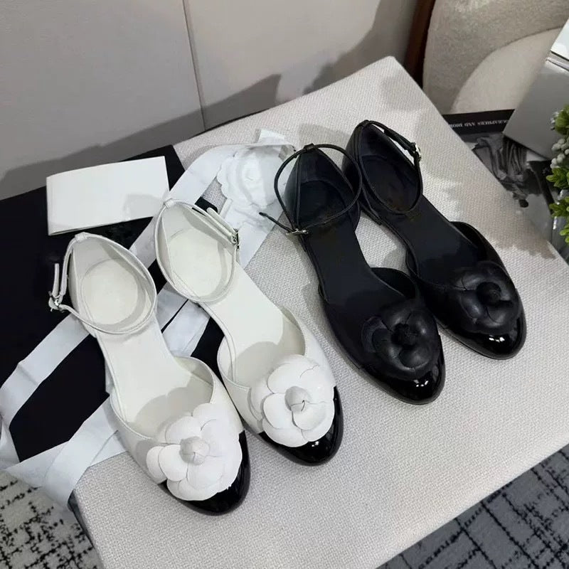 Dame Elegante Halbsandaler med floralt 3D-detalje Stilla