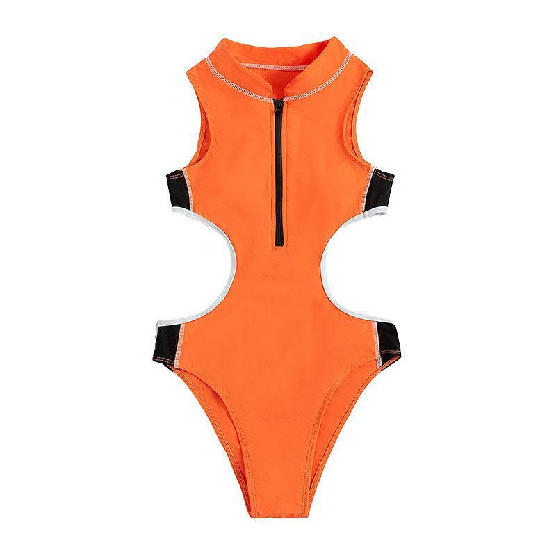 Dame Sporty One-Piece Badedragt med moderne Cut-Outs og kropsnær design Stilla