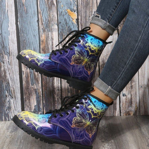 Dame højtop sneakers med iøjnefaldende sommerfugledesign og åndbart overflade Stilla