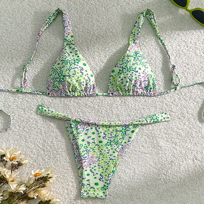 Dame Triangel-Bikini-Sæt med sarte blomsteragtige accenter Skovae