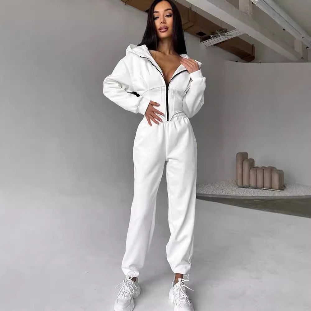 Kvinders sporty overall med modestræk Skovae