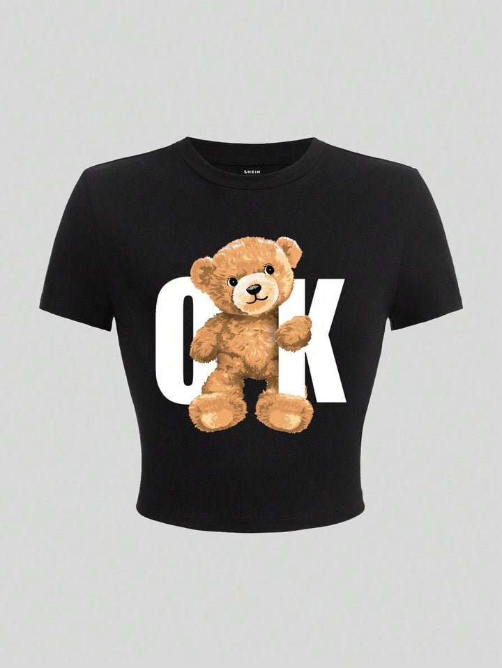 Dame Crop-T-Shirt med legende bjørnemotiv og moderigtigt skrift Skovae