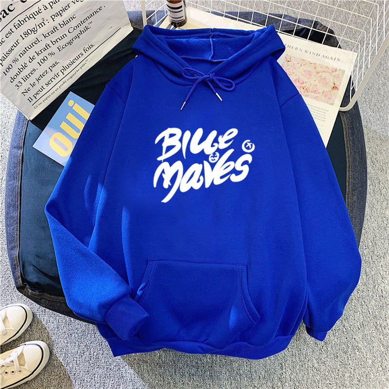 Kvinders hoodie med iøjnefaldende print Skovae