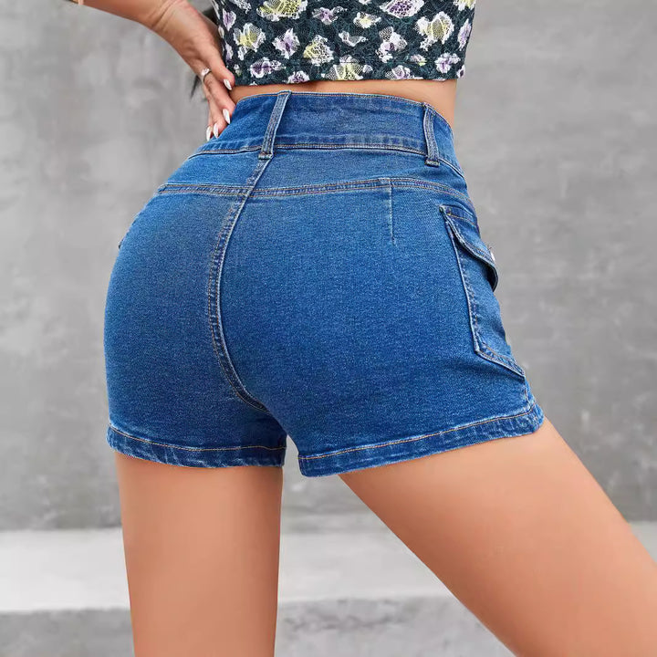 Dame højtaljede denim shorts med praktiske sidelommer og figursygtende snit Stilla