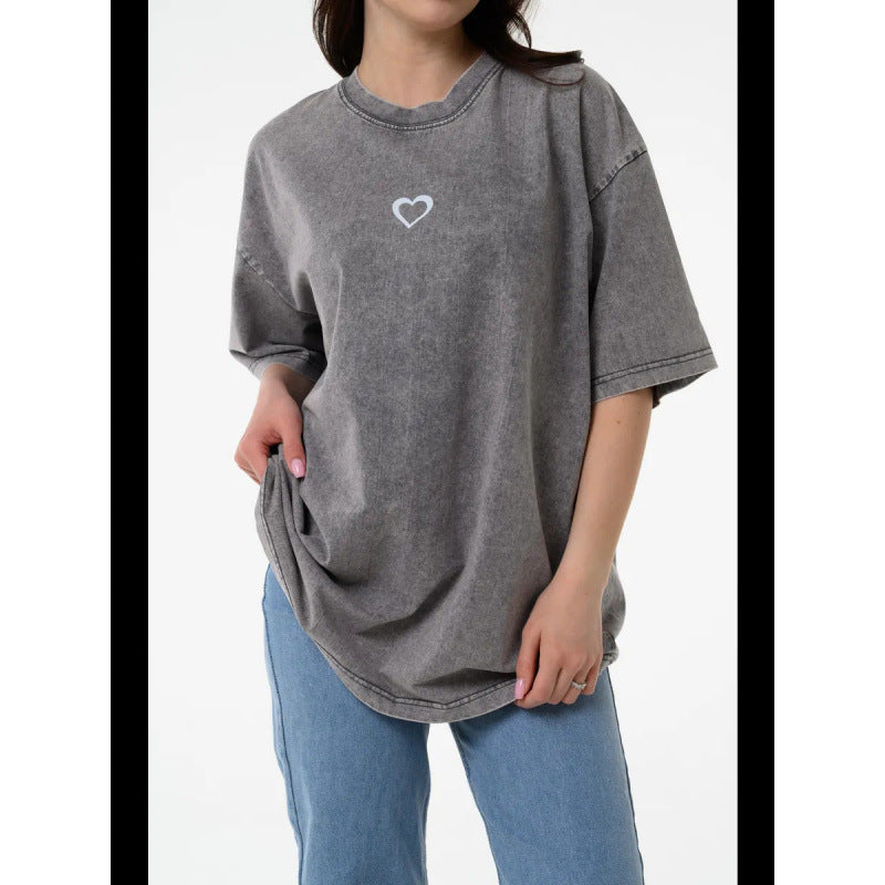 Dame Oversized T-shirt med hjerteformet tryk og afslappet pasform Stilla