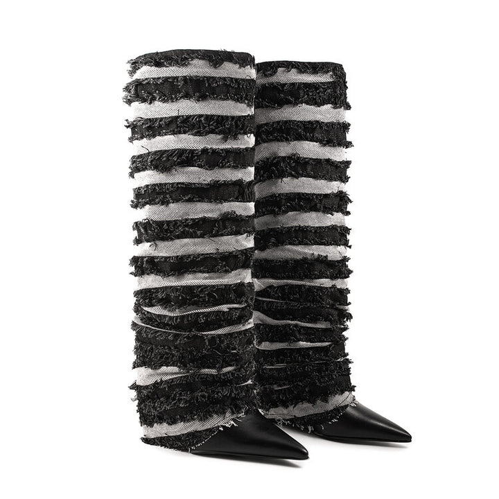 Dame High-Gloss Over-the-Knee Slipstøvler med Rüschendetails Stilla