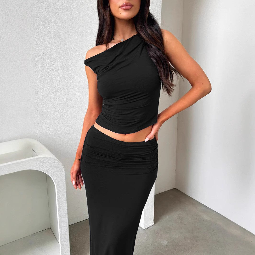 Dame sæt bestående af off-shoulder top og maxiskørt i ruched design Skovae