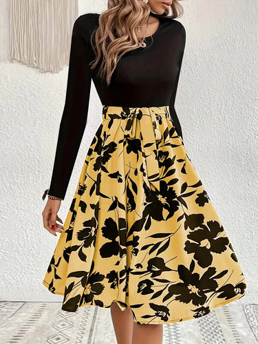 Damekjole med lang arm og floral skørt Stilla